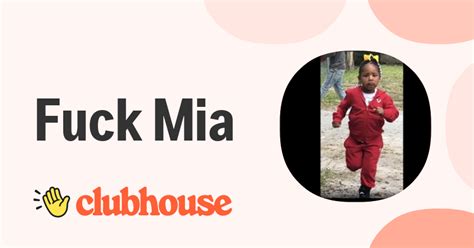 mia fuck|mia.